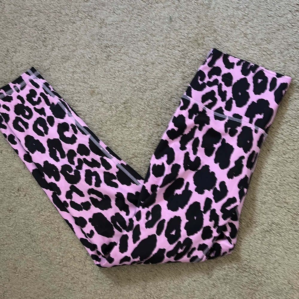 FLEO - El Toro 25” Romey Silk - Pink Leopard - Size L